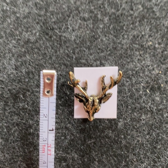 Vintage deer head pin - Picture 4 of 5